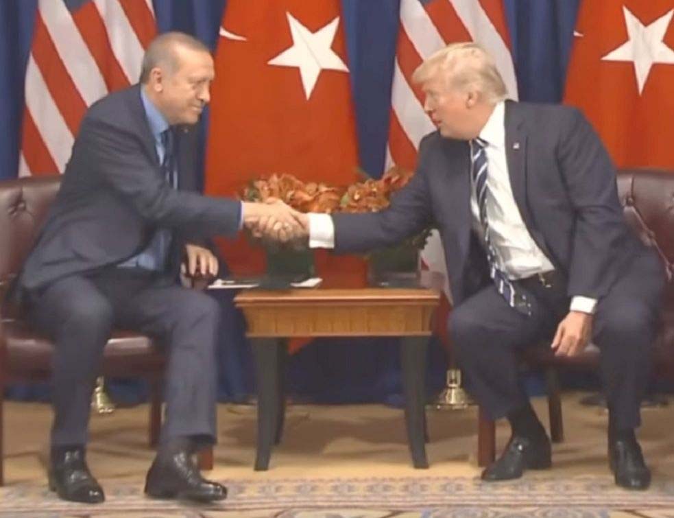 КО ЈЕ ОВДЕ ЛУД?! Тајип Ердоган оптужио Америку да је дала огромне своте новца за финансирање ИСИС; 